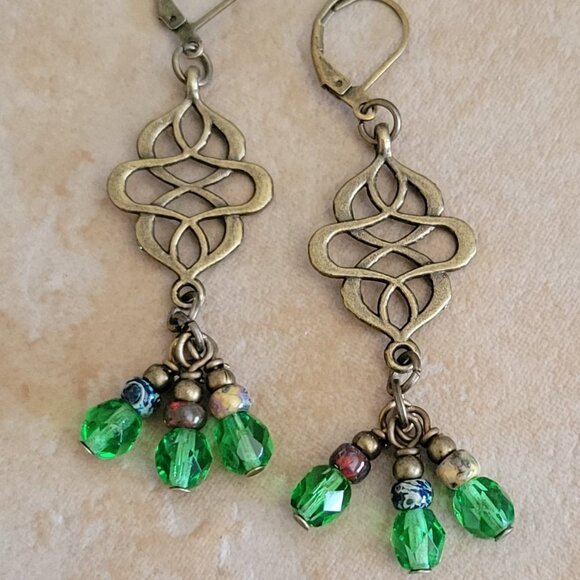 CELTIC KNOT Green Czech Picasso Bronze Earrings Chandelier Lever Back Earwires - Picture 6 of 7